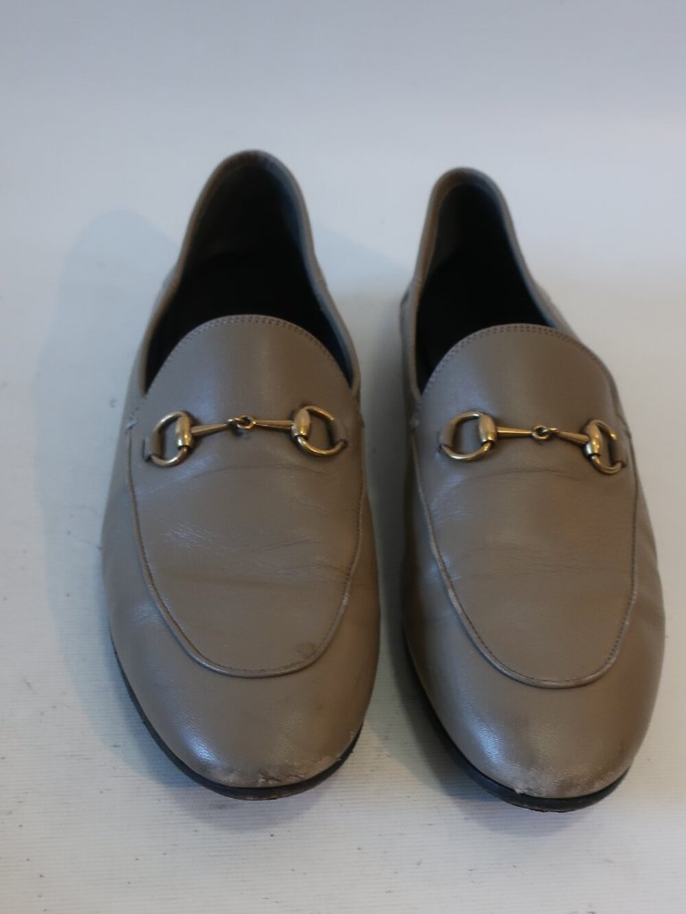 Authentic Womens Gucci Taupe Horsebit Accent Leather Brixton Loafers 41 US/11